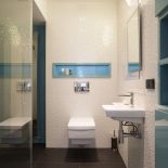 Tu też projektanci przemycili odrobinę koloru.