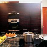 Tu wszystko jest wyjątkowe - można nawet jeździć windą z pokoju do pokoju.