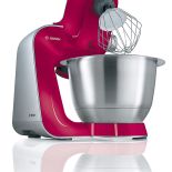 Kuchnia w stylu vintage: kolorowy sprzęt agd