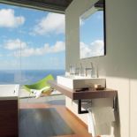 Umywalka Vero - 523 euro netto, półka Fogo pod umywalkę - od 633 euro, lustro Fogo - od 442 euro. DURAVIT