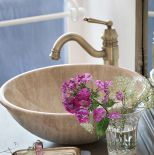 Umywalka z trawertynu