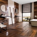 Venis Hampton Brown kosztują 329 zł za metr kwadratowy (płytki mają wielkość 22 x 90 albo 14,3 x 90 cm), GALERIE VENIS