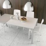 Jaki stół do jadalni: okrągły czy prostokątny