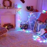 W blasku lampek. Kominek w świątecznej oprawie