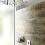 W duecie: bateria z serii Notion za 2095 zł i deszczownica Aquablade (50 x 50 cm) za 2295 zł, vado