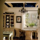 W kuchni znajdziemy pełno smaczków. Jak odrodziła się willa Kropka