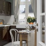 W mieszkaniu jest trochę klimatycznych staroci, zbieranych przez lata i nowoczesne meble.