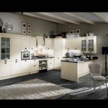 W narożnej szafce można ukryć spiżarkę. Cena - od 3616 euro. ABAR