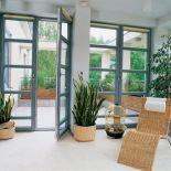 W oranżerii była na początku terakota i gąszcz bambusów- ładnie, ale zimno. Nikt nie lubił spędzać w niej czasu.