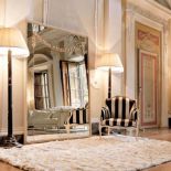 W takim zwierciadle przejrzy się cały salon. SAVIO FIRMINO