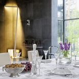 W tym domu wszystko jest inaczej: ściany są na podłodze, a podłoga na ścianach.