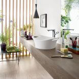 Walka tytanów, czyli bateria Starcka - Organic (ma 90 dysz, więc zużywa mało wody) i Urquiola - Axor Urquiola