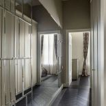 jak urządzić wąski korytarz