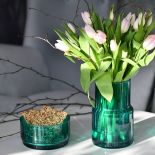 nowoczesny wazon na kwiaty