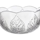 Wazony na wiosenny stole. Szklane dekoracje do domu.