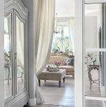 szare wnętrza w stylu francuskim