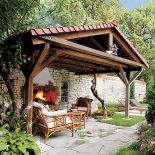 Weranda wprowadza południowy nastój w ogrodzie.