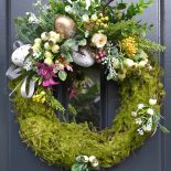 Wianek wielkanocny na drzwi