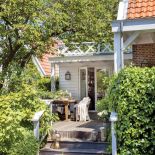 Mieszają się tu style rustykalny z prowansalskim, a wszystko okraszone jest szczyptą angielskiego charakteru.