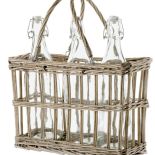 Wiklinowy stojak z butelkami – 76 zł. CASA BIANCA