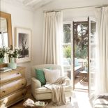 W półcieniu koronkowych zadaszeń, otuleni zapachem kwiatów i rozłożeni na wiklinowych siedziskach. Tak wypoczywają mieszkańcy