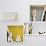 Wiszące półeczki, ustawisz tak, jak chcesz. Do wyboru trzy wielkości. Ceny zależnie od wielkości i wykończenia, od 275 zł.