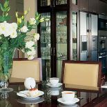 Witryna znajduje się w kuchni, czy może już w jadalni.