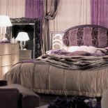 Wraca moda na puchowe piernaty, poduchy, pledy, kapy, falbany, koronki...