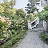 Wsród hortensji. Willa wśród hortensji