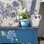 Wzór na stoliku. Zdjęcie: Living4media/free