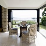 Dom z morskimi dekoracjami