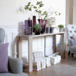 Z litego dębu w cenie ok. 7000 zł. GRANGE