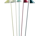 Z okazji pięćdziesiątych urodzin lampa dostała nową kreację. Można ją teraz zamówić w kolorach: błękitnym,