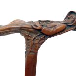 Z rzeźbioną rączką – wyobrażeniem umierającego mnicha, koniec XIX w., Austria