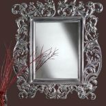 Za barokowe lustro zapłacimy 26 983 zł. DECODORE