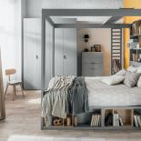 zabudowane łóżko w sypialni