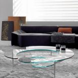 Zakręcony stolik Spiral sprawdzi się na przyjęciu. KAG MEBLE I ŚWIATŁO