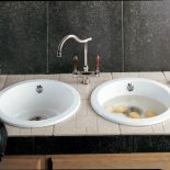 Zamiast dwóch komór– dwa zlewy. Herbeau. Stepim