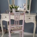 Zrób to sam: krzesło w stylu shabby chic