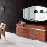 Zapłacimy za nie od 3800 zł. CATTELAN ITALIA