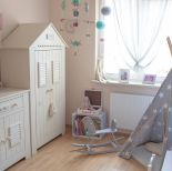 Jak urządzić pokój dla dziecka? Pastele będą odpowiednie.