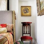 Zdobione krzesło. Magia wzorów