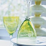 Ze szlifowanymi kwiatami. Słoneczne szkło