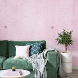 Dobre zestawienie: pudrowy róż plus miedź lub szmaragd