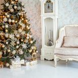 Złota choinka – inspirujące aranżacje świąteczne