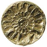 Złoty guzik, fot. EK Pictures. Guzik z pętelką