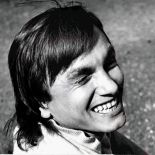 Życiorys artysty, który nazywany był też łobuzem, alkoholikiem i myślicielem.