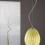 Żyrandol Plum Green to ręcznie obrabiane i zdobione szkło - kosztuje od 250 zł. FALKO