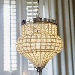 Żyrandol do salonu inspirowany marokańskimi lampionami
