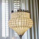 Żyrandol do salonu inspirowany marokańskimi lampionami